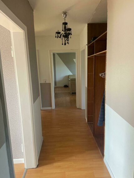 WHG 2. OG links renoviert